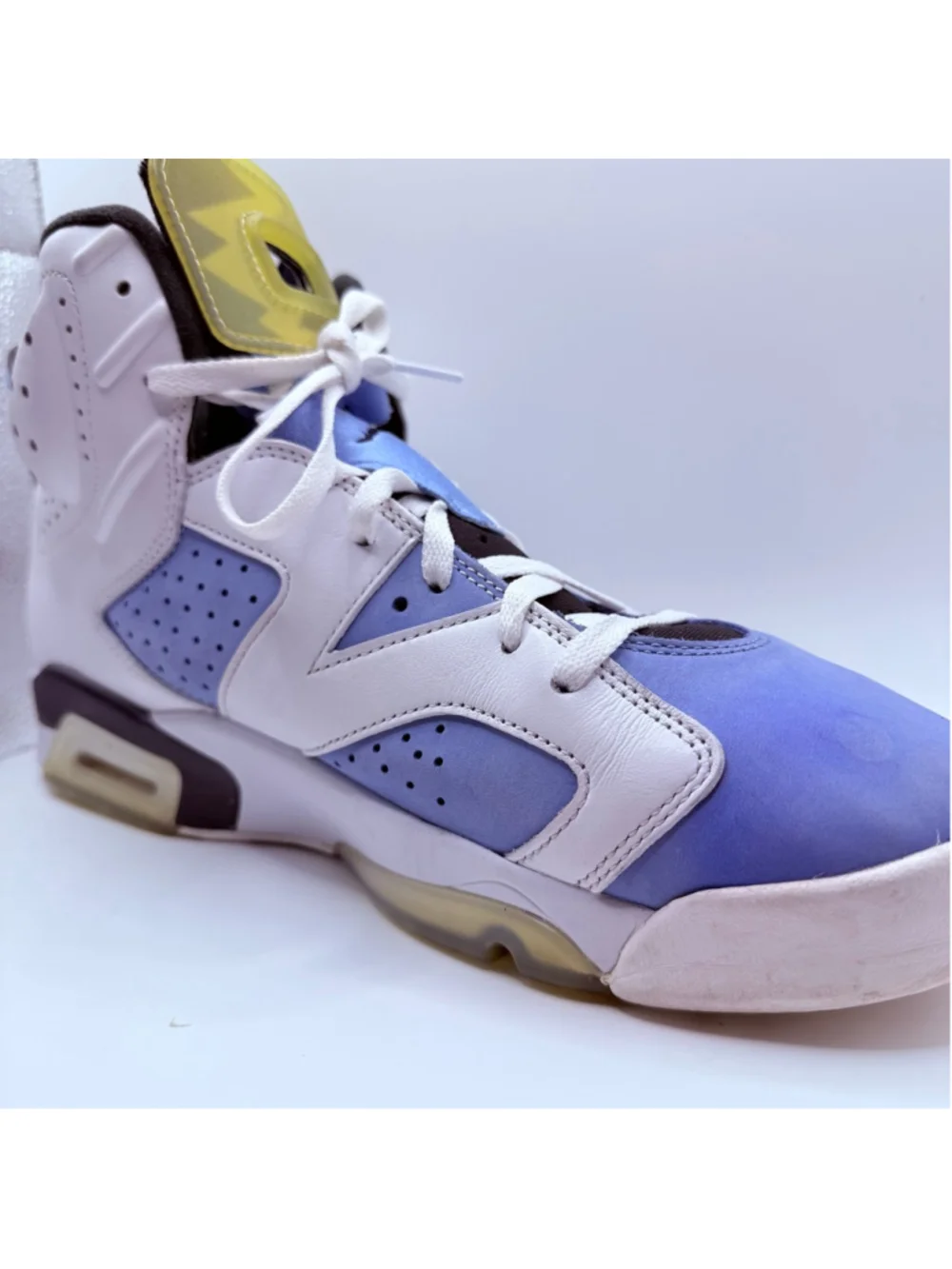 Nike Air Jordan Retro 6 UNC White‎ UNC Home Sneakers Men's Size 11.5